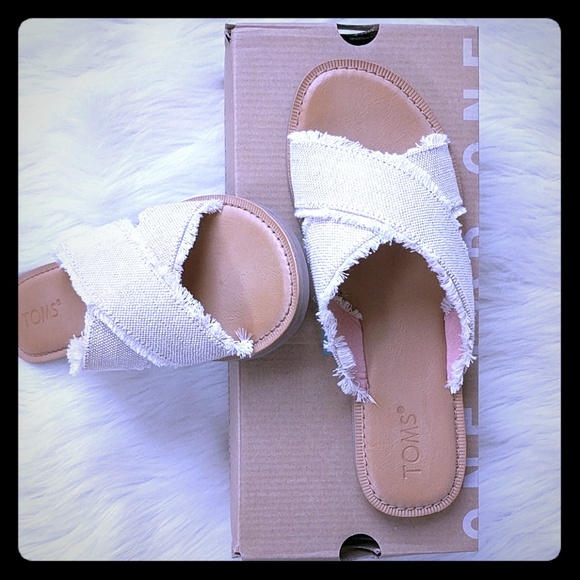 Toms Shoes - Tom's slides